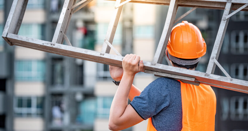 Ladder Safety training for construction workers